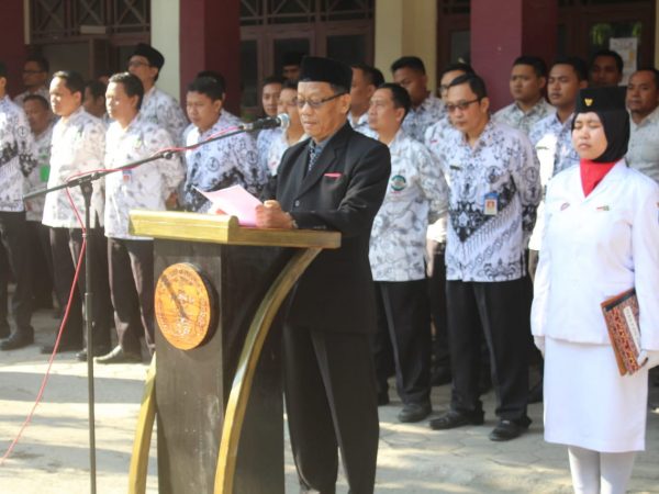 Upacara HUT RI Ke 74 Upacara HUT RI Ke 74