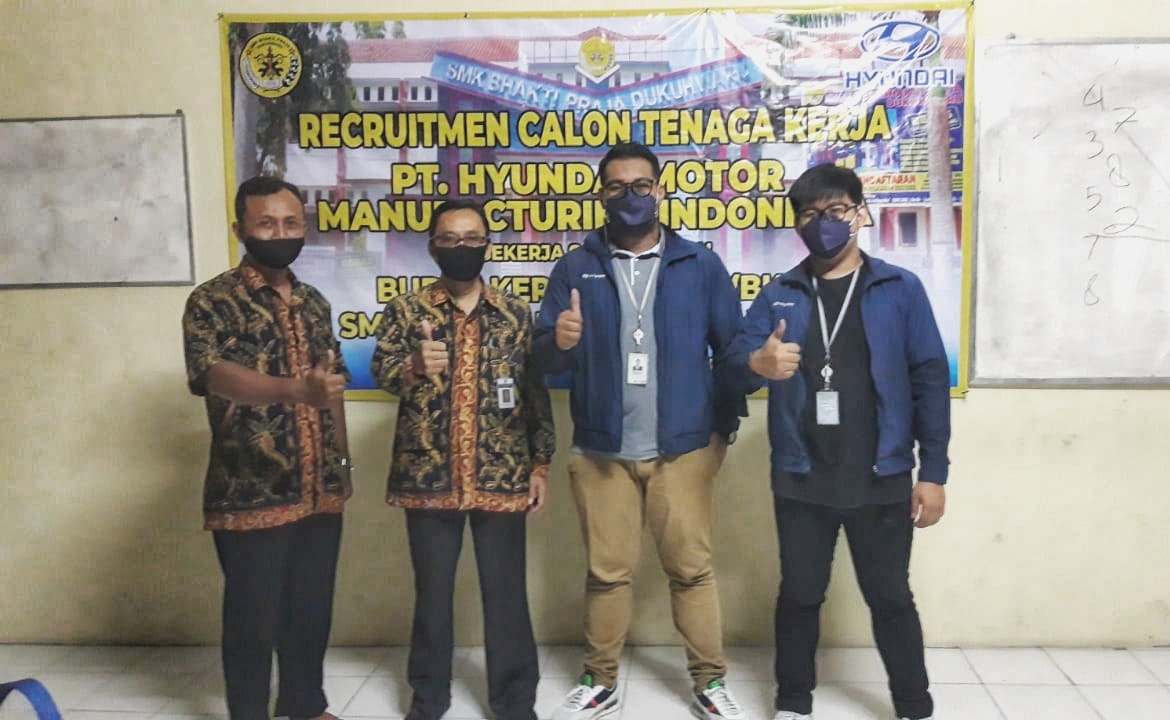 RECRUITMEN CALON TENAGA KERJA PT. HYUNDAI MOTOR MANUFACTURING IND RECRUITMEN CALON TENAGA KERJA PT. HYUNDAI MOTOR MANUFACTURING IND